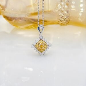 Diamond Pendant 0.26 Cts in 18k Gold Jewelry